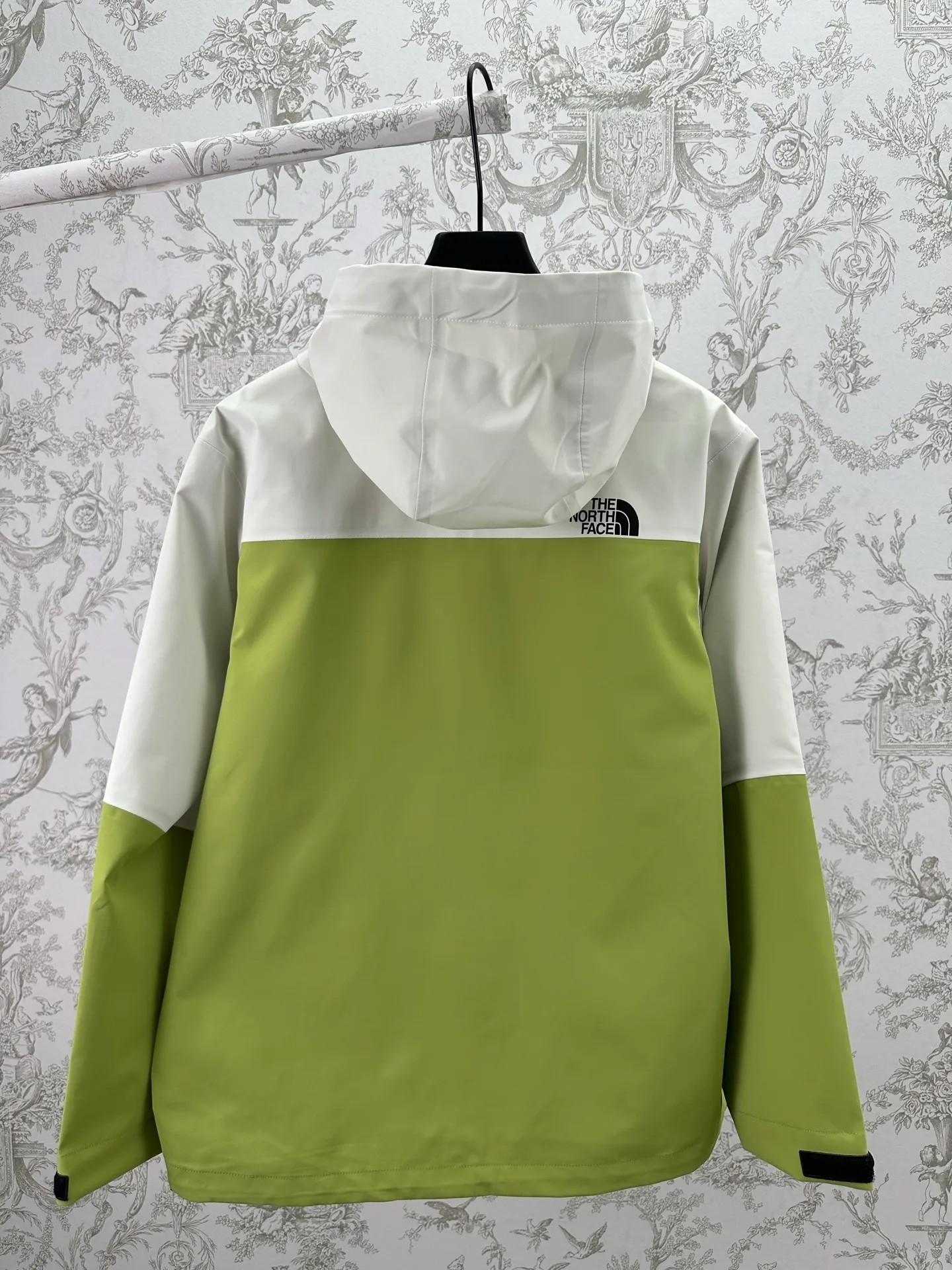 26New Arrival Logo Same Style。 Size：M.L.XL.XXL.XXXL.